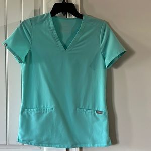 Figs Casma 3 Pocket Scrub Top XXS